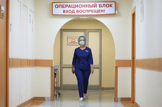 Президент поручил предусмотреть обучение врачей других специальностей противодействию коронавируса 