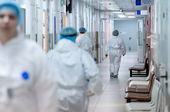 За сутки на лечение в больницу в Коммунарке поступило 108 пациентов