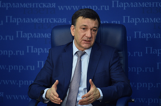 Афонский разъяснил, как решать вопросы автострахования в режиме самоизоляции