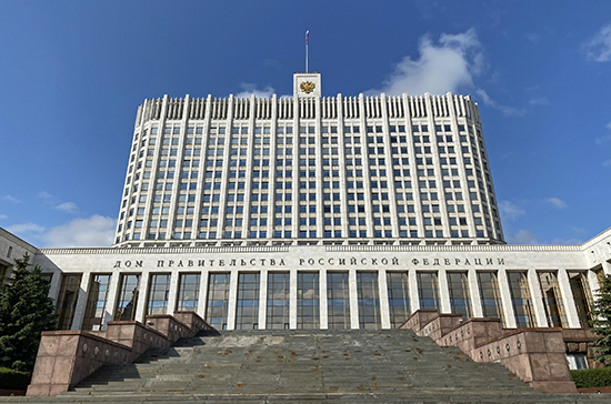 Правительство отозвало проект об ограничениях на подарки чиновникам