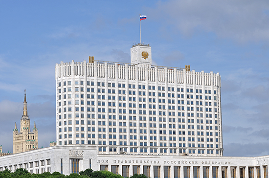 Правительство выделит более 1 млрд рублей на оснащение лабораторий по COVID-19